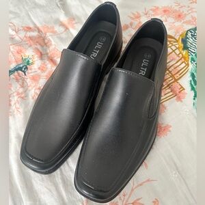 Ulta Men’s Dress Shoes Size 8